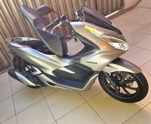 HONDA PCX DLX 